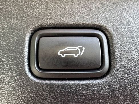 Certified 2023 Hyundai Tucson Limited AWD/4WD image 30