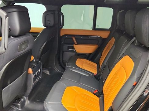 Used 2022 Land Rover Defender 110 X AWD/4WD image 22