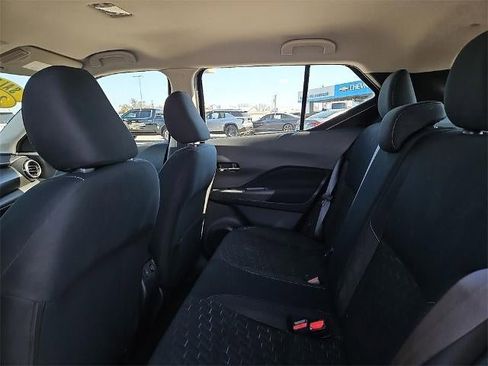 Used 2024 Nissan Kicks SV image 18