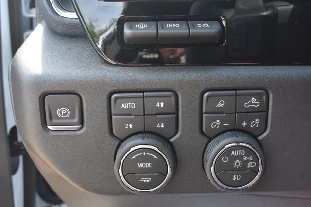 New 2026 Chevrolet Silverado 1500 High Country w/ High Country Premium Package AWD/4WD image 32