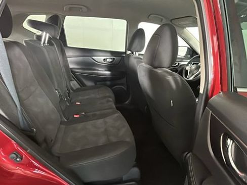 Used 2015 Nissan Rogue SV AWD/4WD image 30