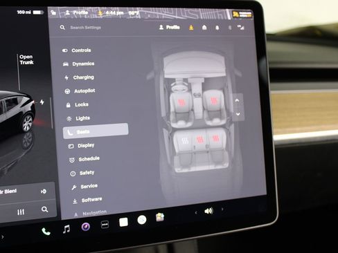 Used 2024 Tesla Model Y Long Range image 11