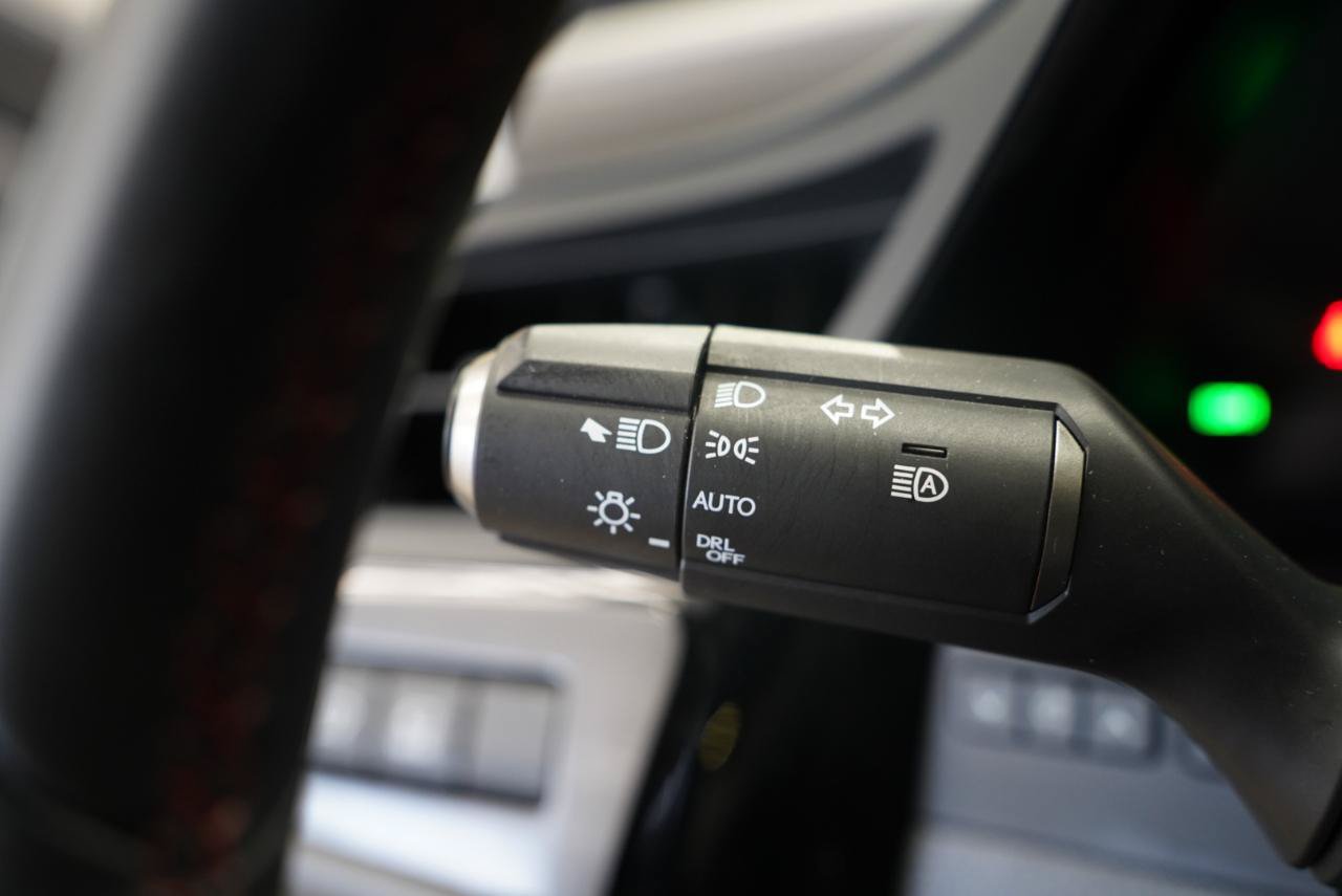 Used 2024 Lexus ES 300h F Sport w/ Accessory Package (Z2) FWD image 14