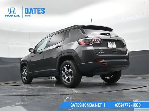 Used 2022 Jeep Compass Trailhawk w/ Trailhawk Convenience Group AWD/4WD image 41