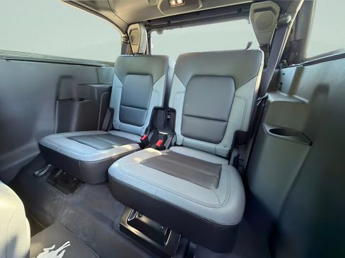 Used 2024 Ford Bronco Black Diamond AWD/4WD image 21