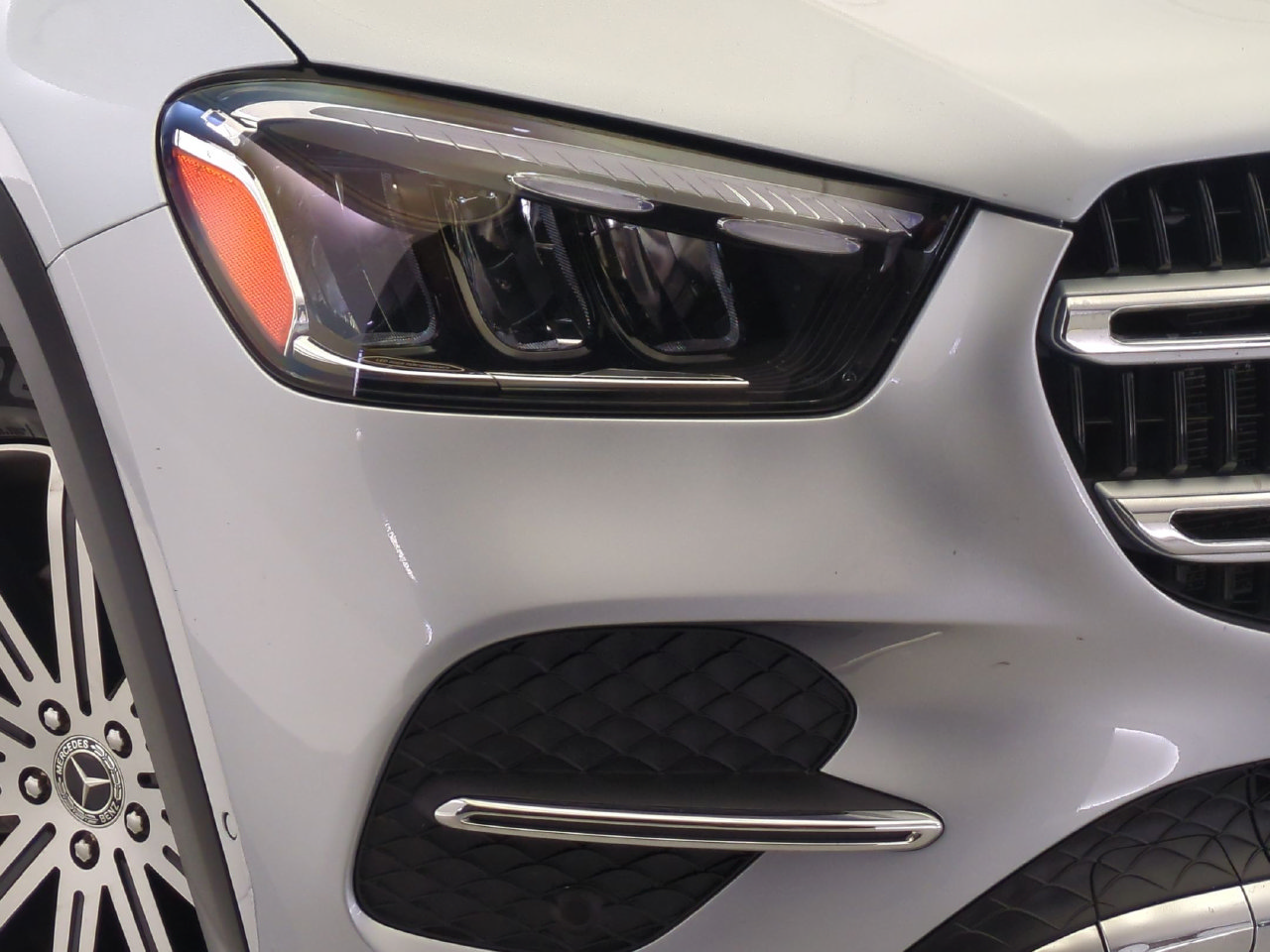 Certified 2025 Mercedes-Benz GLE 350 4MATIC image 21