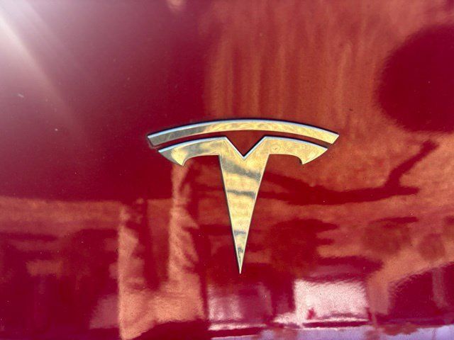Used 2022 Tesla Model Y Performance AWD/4WD image 12