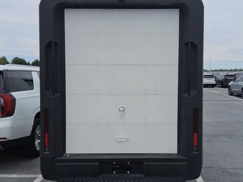 Used 2024 Chevrolet Brightdrop 600 w/ Commercial Equipment Package AWD/4WD image 38