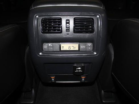 Used 2013 Nissan Pathfinder SL w/ SL Premium Pkg AWD/4WD image 22
