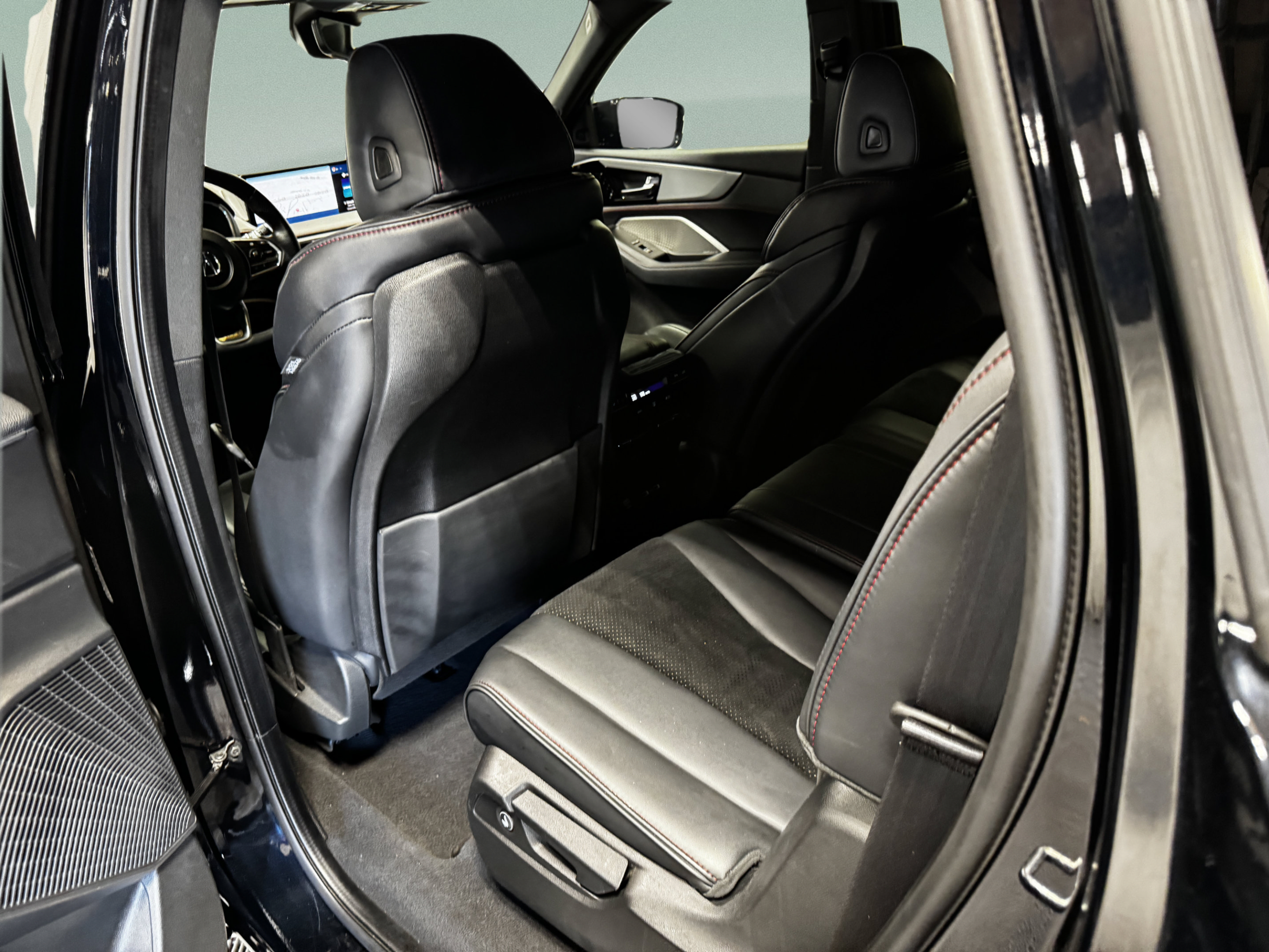 Used 2022 Acura MDX A-Spec AWD/4WD image 10