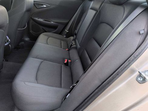 Used 2023 Chevrolet Malibu LT FWD image 19