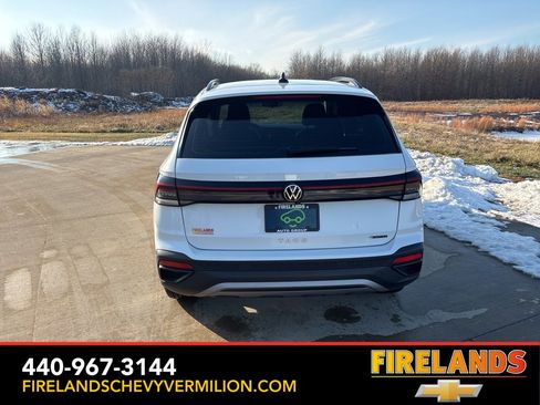 Used 2025 Volkswagen Taos S image 4