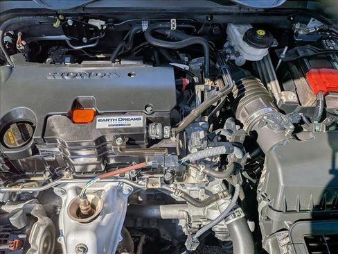 Used 2019 Honda Civic Sport image 22