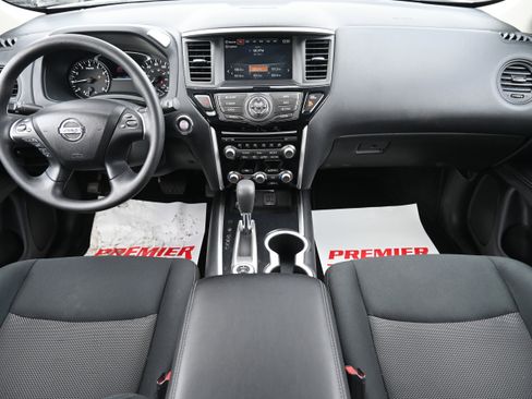 Used 2020 Nissan Pathfinder S image 17