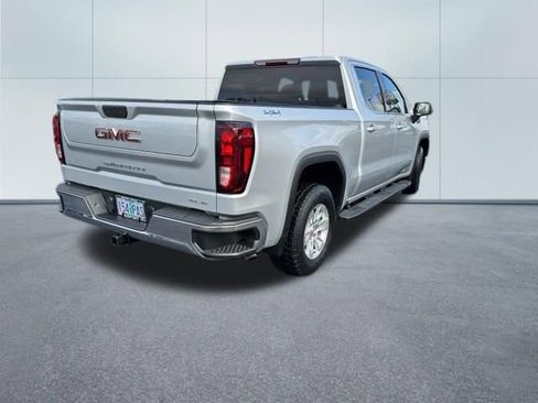 Used 2022 GMC Sierra 1500 SLE AWD/4WD image 11