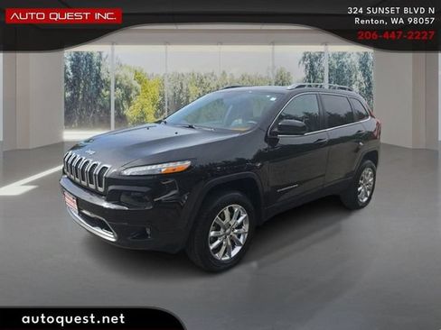 Used 2017 Jeep Cherokee Latitude w/ Comfort & Sound Group AWD/4WD image 1
