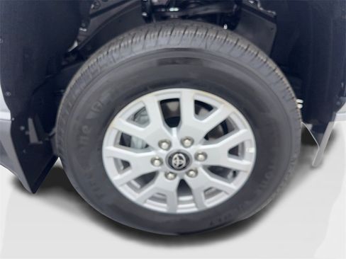 Used 2025 Toyota Tacoma SR5 image 84