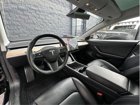 Used 2018 Tesla Model 3 Long Range image 14