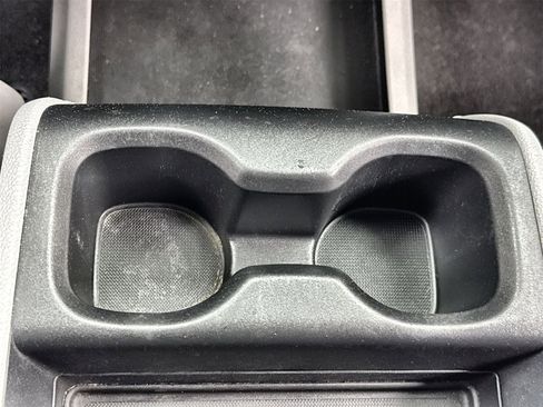 Used 2018 Honda Odyssey LX image 32