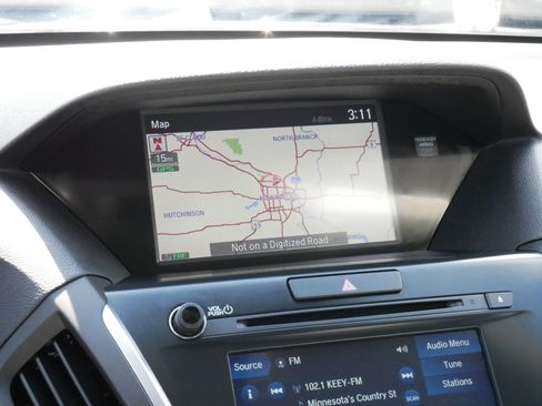 Used 2019 Acura MDX w/ Technology Package AWD/4WD image 17