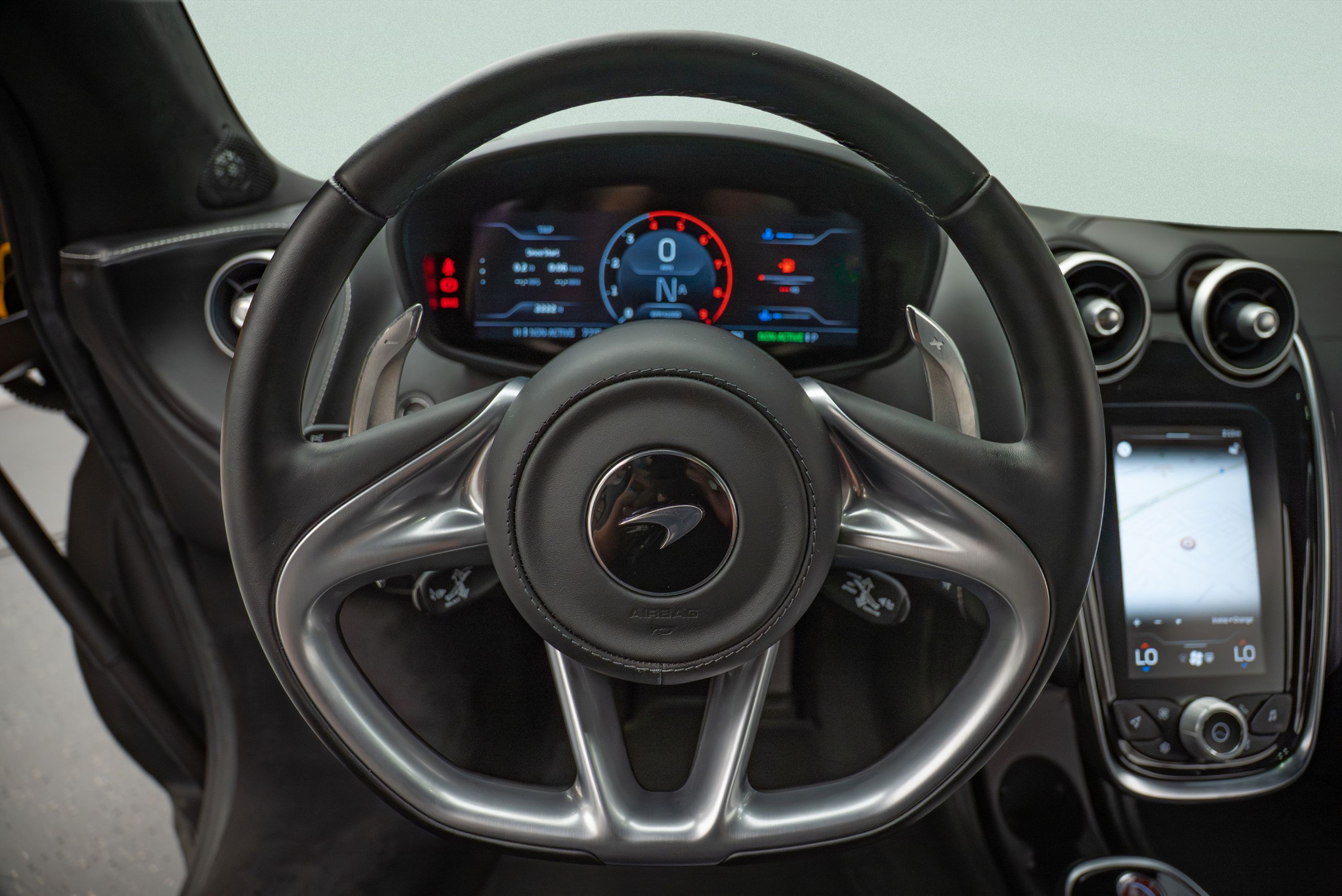 Used 2025 McLaren GTS RWD image 25