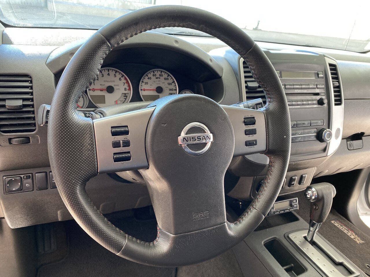 Used 2012 Nissan Xterra PRO-4X w/ Pro-4x Leather Pkg AWD/4WD image 26