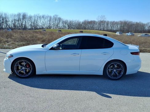 Used 2020 Alfa Romeo Giulia Ti Sport w/ Quick Order Package 22U Sport image 7