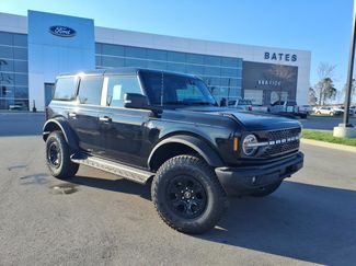 New 2025 Ford Bronco Outer Banks w/ Sasquatch Package video 1