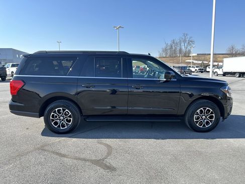 Used 2024 Ford Expedition Max XLT image 8