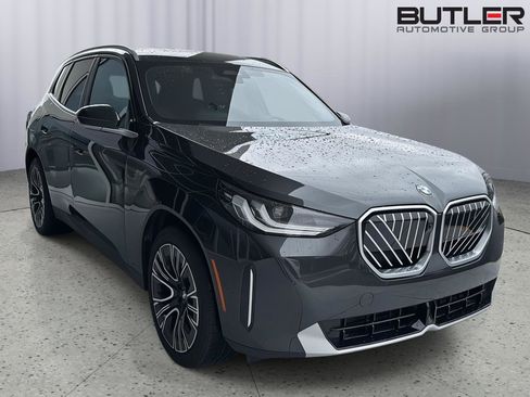 Certified 2025 BMW X3 xDrive30i w/ Premium Package image 6