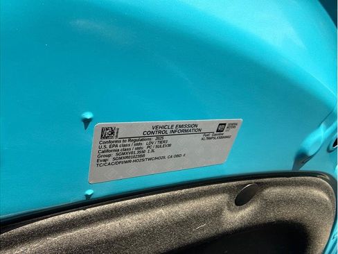 Used 2025 Chevrolet TrailBlazer LT FWD image 25