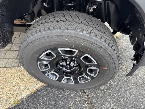 New 2026 Ford F350 Platinum w/ FX4 Off-Road Package AWD/4WD image 15