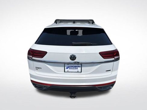 Used 2021 Volkswagen Atlas Cross Sport SE AWD/4WD image 4