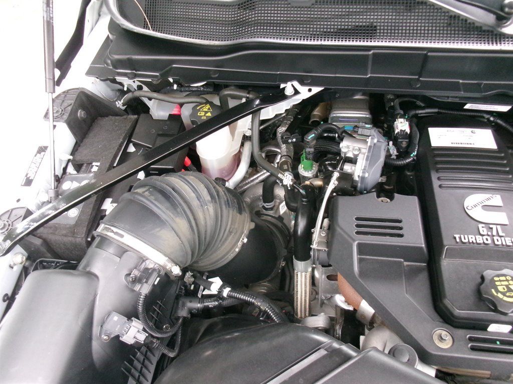 Used 2024 RAM 2500 Tradesman w/ Chrome Appearance Group AWD/4WD image 46