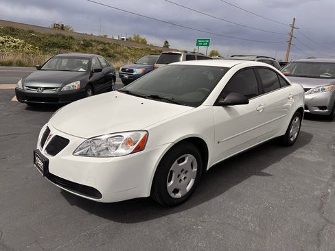 Used 2006 Pontiac G6 Sedan w/ Convenience Package FWD image 2