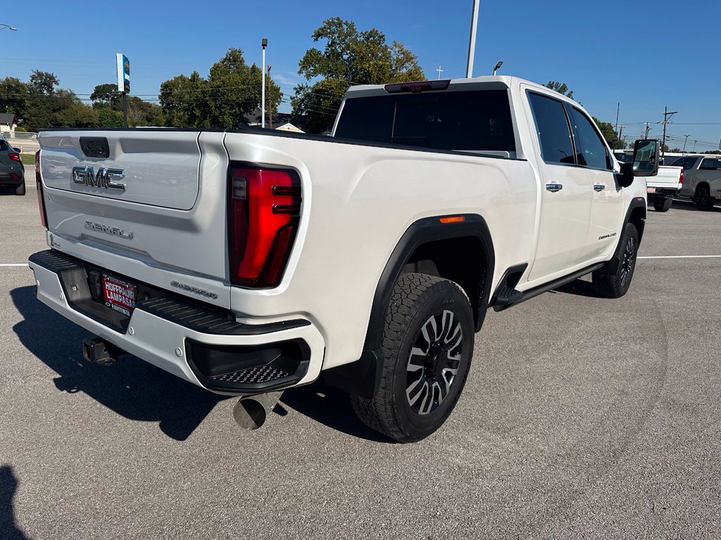 Used 2024 GMC Sierra 2500 Denali Ultimate AWD/4WD image 8