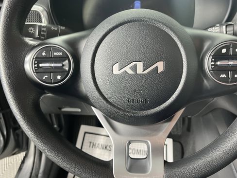 Used 2023 Kia Soul LX w/ Option Group 015 FWD image 16