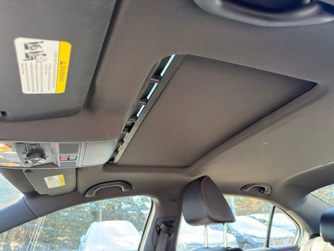 Used 2017 Volkswagen Jetta GLI image 19