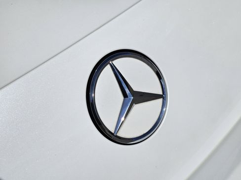 Certified 2018 Mercedes-Benz E 400 Coupe image 9