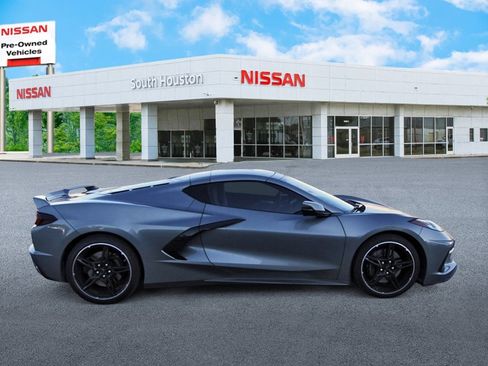 Used 2022 Chevrolet Corvette Stingray Preferred Cpe w/ Z51 Performance Package image 5