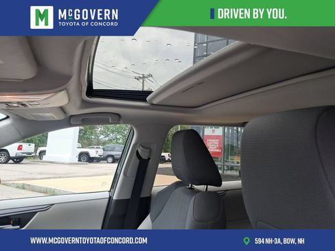 Used 2019 Toyota RAV4 XLE w/ Convenience Package AWD/4WD image 15