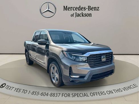 Used 2023 Honda Ridgeline RTL-E image 2