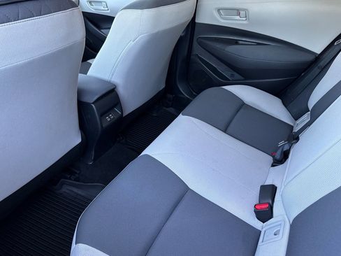 Used 2024 Toyota Corolla LE w/ LE Convenience Package FWD image 26