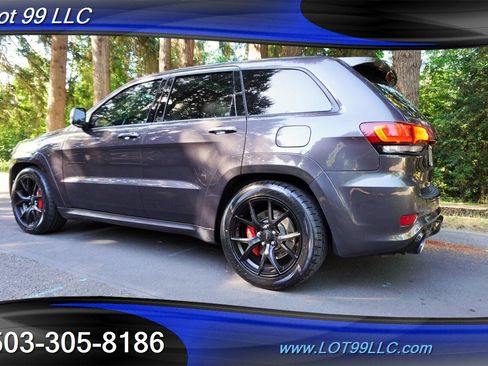 Used 2015 Jeep Grand Cherokee SRT w/ Luxury Group II AWD/4WD image 11