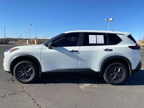 Certified 2023 Nissan Rogue S image 3