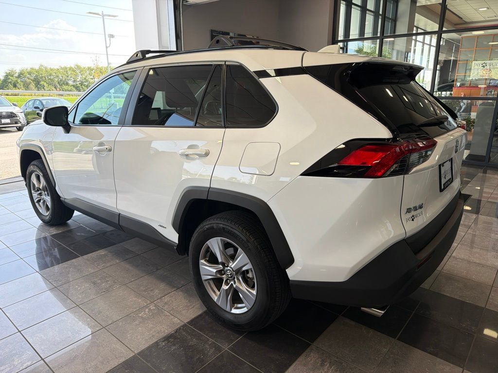 Certified 2025 Toyota RAV4 XLE w/ Convenience Package AWD/4WD image 7