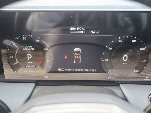 New 2026 Nissan Leaf Platinum+ w/ Illuminated Package FWD image 23