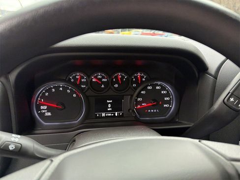 Used 2023 Chevrolet Silverado 1500 Custom Trail Boss w/ LPO, Dark Essentials Package image 17