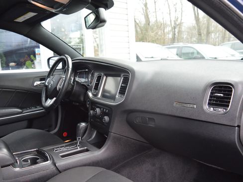 Used 2014 Dodge Charger R/T w/ Wheels & Tunes Group image 31