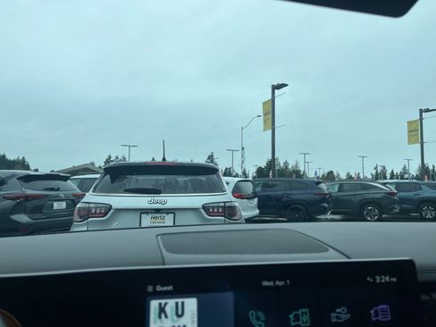 Used 2025 Hyundai Santa Fe SEL image 17